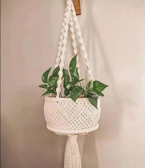 Wall Hanging Macrame Storage Basket - Leechoo